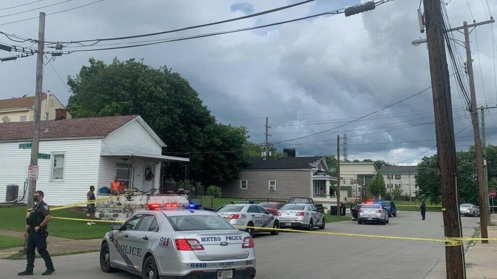 Man found shot dead in Portland neighborhood